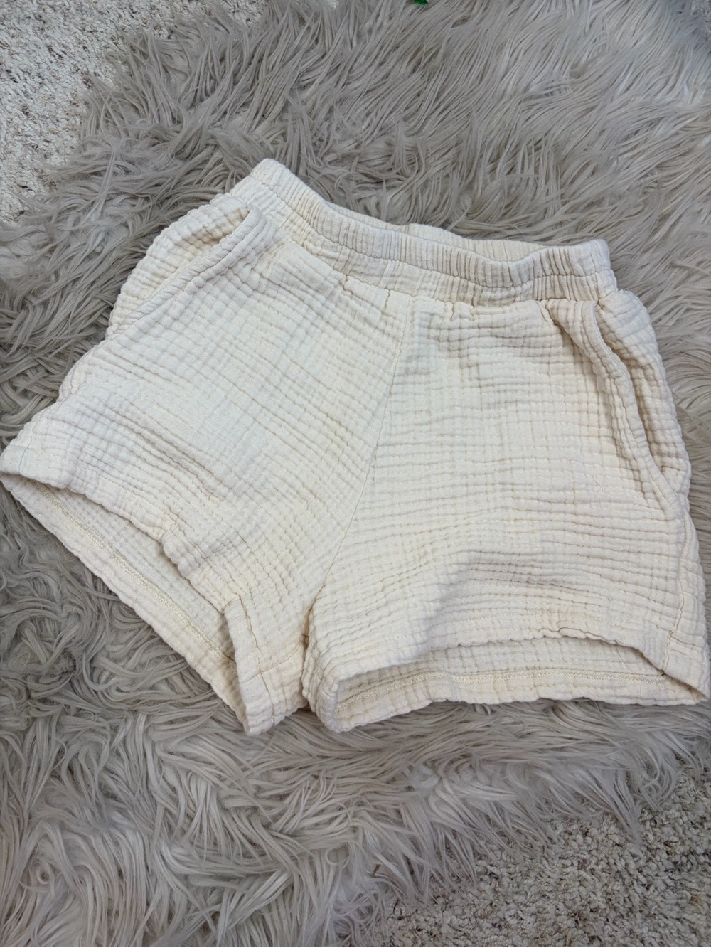 Daise 100% Organic Cotton Gauze White Cream Shorts, Size Small